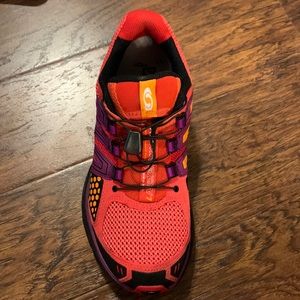 Women’s Salomon attic shoes